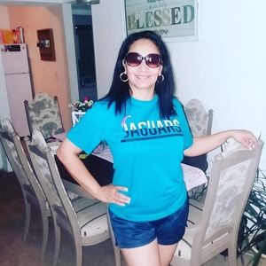 Meet your Posher, Celia